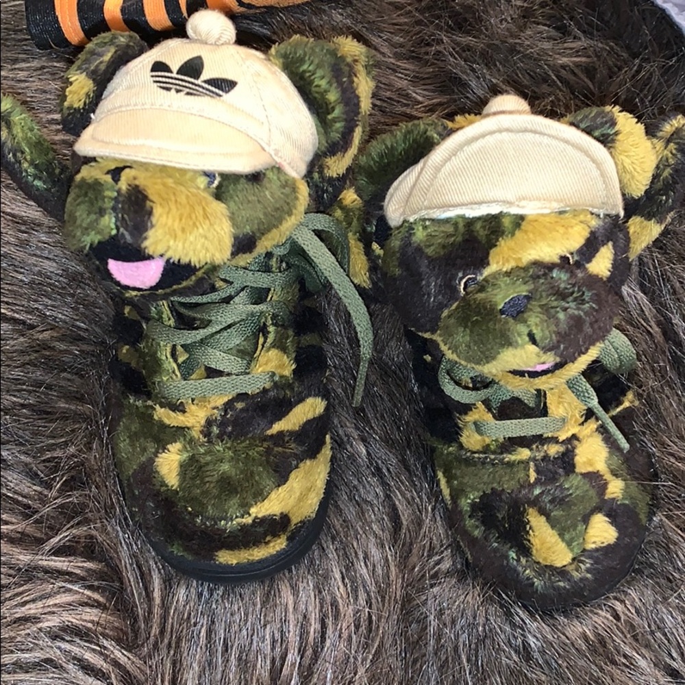 Kids Adidas sneakers size 7k Jeremy Scott
